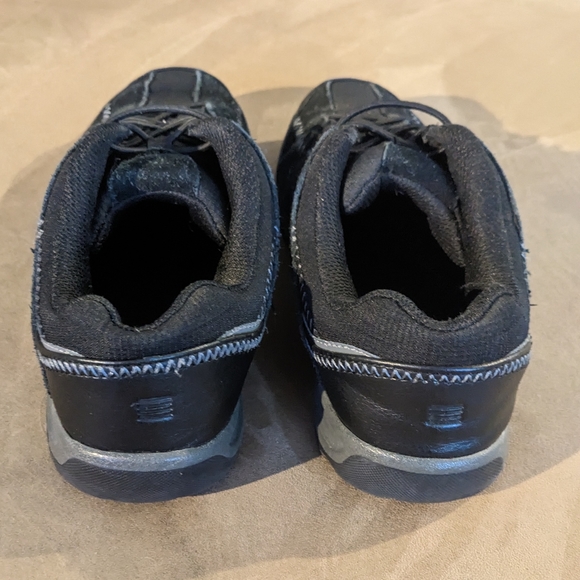 Lands End Women's Slip On Sneakers - Picture 3 of 9